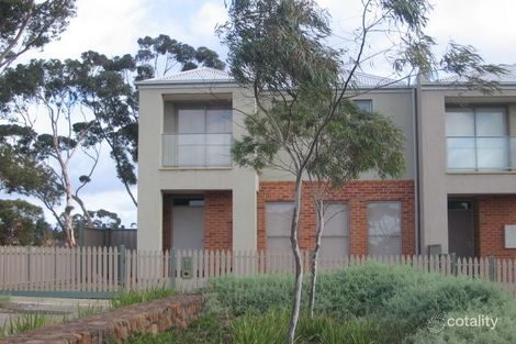 Property photo of 12 Appletree Grove Cairnlea VIC 3023