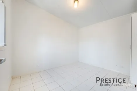 Property photo of 4 Darling Street Abbotsbury NSW 2176