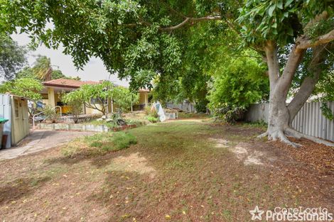 Property photo of 13 Willow Court Cooloongup WA 6168