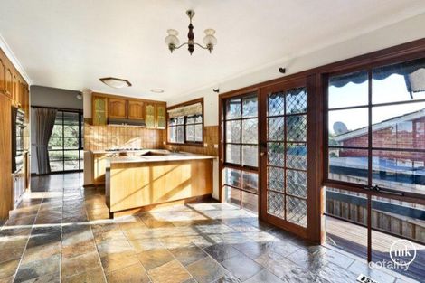 Property photo of 5 Orion Court Eltham North VIC 3095