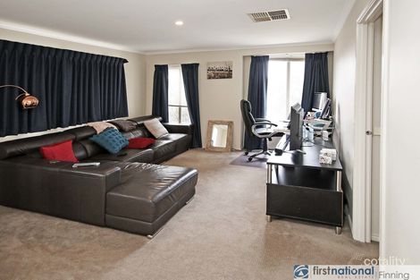 Property photo of 12 Yellowbox Crescent Lyndhurst VIC 3975
