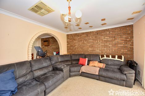 Property photo of 13 Willow Court Cooloongup WA 6168