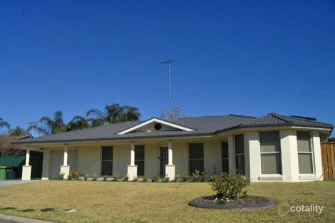 2/1 Moonah Gr, St Clair, NSW 2759