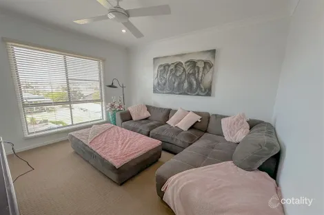 Property photo of 3/12 Omara Terrace Stanthorpe QLD 4380