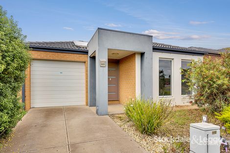 Property photo of 449 Grand Boulevard Craigieburn VIC 3064