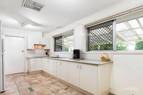 18 Salvana Ave, Mitcham, VIC 3132