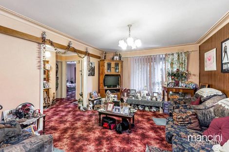 Property photo of 16 Fenfield Street Altona VIC 3018