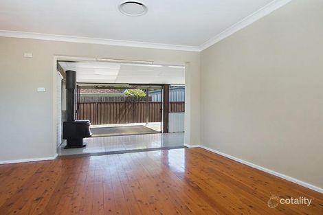 Property photo of 6 Huxley Place Colyton NSW 2760