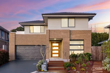 Property photo of 28 Baz Retreat Warriewood NSW 2102