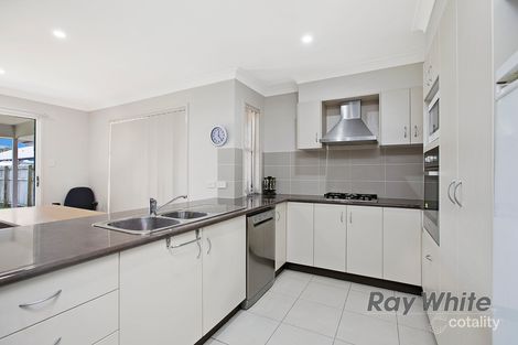 Property photo of 16 Kenilworth Crescent Waterford QLD 4133