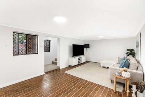 Property photo of 33 Dobson Crescent Baulkham Hills NSW 2153