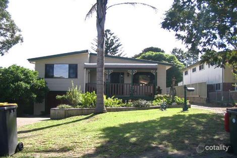 27 Renown Ave, Shoalhaven Heads, NSW 2535