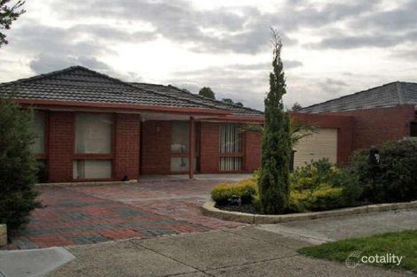 Property photo of 7 Young Court Delahey VIC 3037