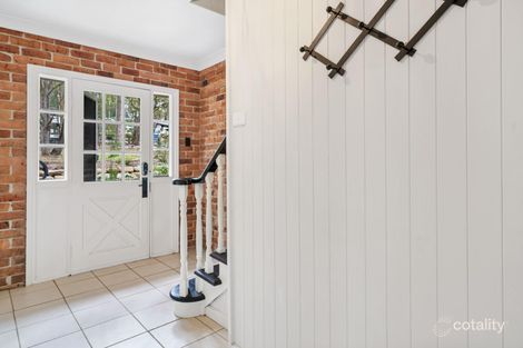 Property photo of 33 Treelands Drive Jilliby NSW 2259