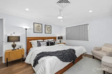 Property photo of 5 Naraf Street Wishart QLD 4122