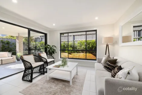 Property photo of 28 Baz Retreat Warriewood NSW 2102