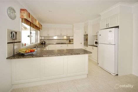 Property photo of 13 Wetherby Court Hillside VIC 3037