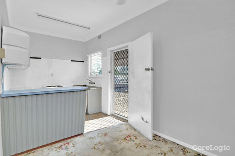 Property photo of 39 Second Avenue Rutherford NSW 2320