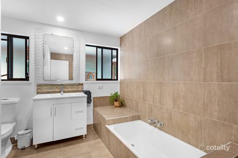 Property photo of 23 Japonica Drive Palm Beach QLD 4221