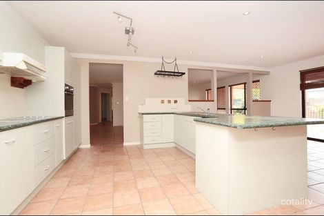 Property photo of 8 Queens Court Forest Lake QLD 4078