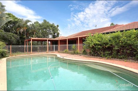 Property photo of 8 Queens Court Forest Lake QLD 4078