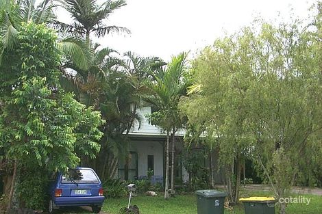 2 Fry Cl, Whitfield, QLD 4870