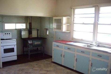Property photo of 7 Third Avenue Harristown QLD 4350