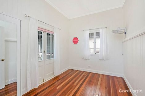 Property photo of 74 Shakespeare Street Coorparoo QLD 4151