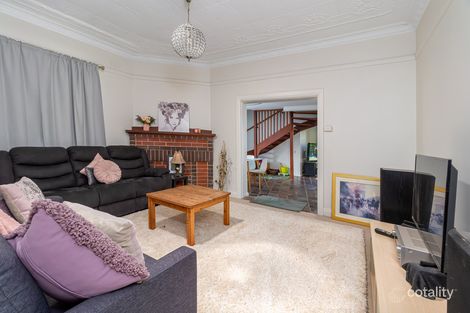 Property photo of 37 Gossett Street Wagga Wagga NSW 2650