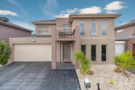 6 Huntingfield Dr, South Morang, VIC 3752