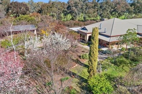 79 Boomahnoomoonah Rd, Bathumi, VIC 3730