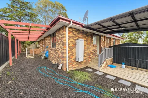 Property photo of 3 Cotham Square Hampton Park VIC 3976
