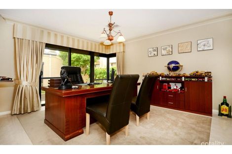 Property photo of 12 Acer Glen Duncraig WA 6023