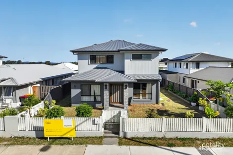 8 VINEYARD DR, GREENBANK, QLD 4124