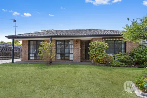 206 Karingal Dr, Frankston, VIC 3199