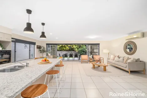 Property photo of 5 Beerwah Parade Kallangur QLD 4503