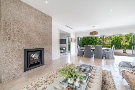 Property photo of 16 Tamworth Drive Helensvale QLD 4212
