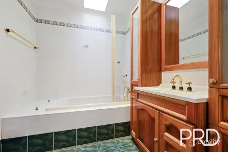 Property photo of 28 Nuwarra Road Chipping Norton NSW 2170