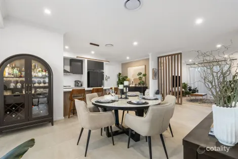 Property photo of 35 Sundown Circuit Upper Kedron QLD 4055