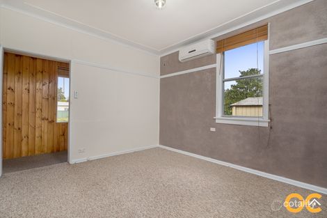Property photo of 21 Kearneys Drive Orange NSW 2800