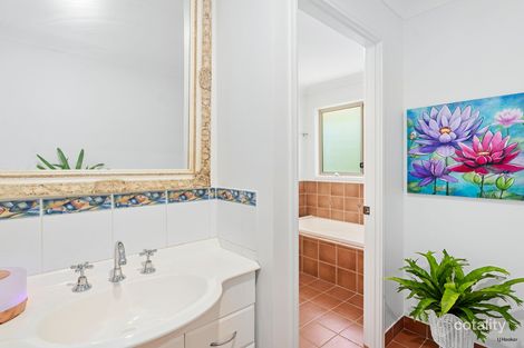Property photo of 11 Calcita Avenue Elanora QLD 4221