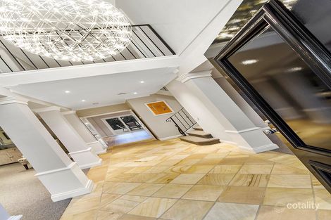 Property photo of 6 The Summit Ringwood North VIC 3134