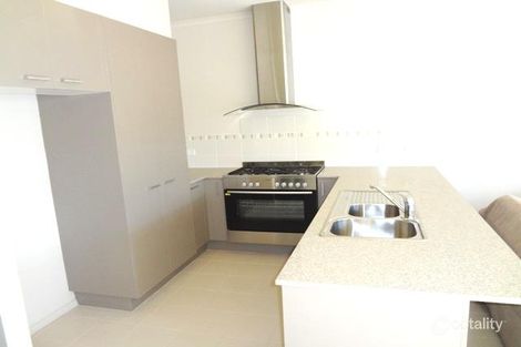 Property photo of 26 Zinnober Gardens Epping VIC 3076