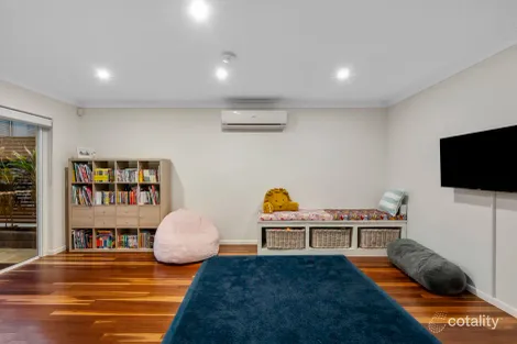 Property photo of 23 Lloyd George Street Eastern Heights QLD 4305