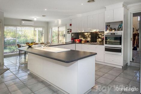 Property photo of 10 Lawncliffe Court Rowville VIC 3178