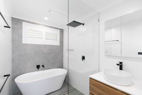 Property photo of 3 Rotherham Street Bateau Bay NSW 2261