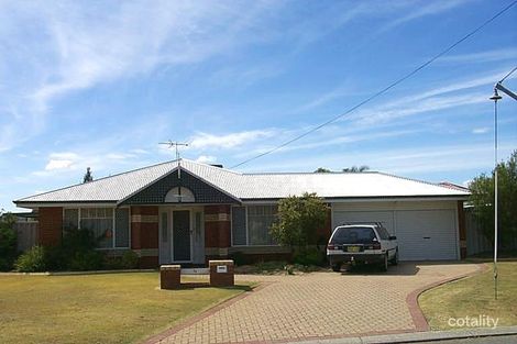 39 Inverness Cir, Camillo, WA 6111