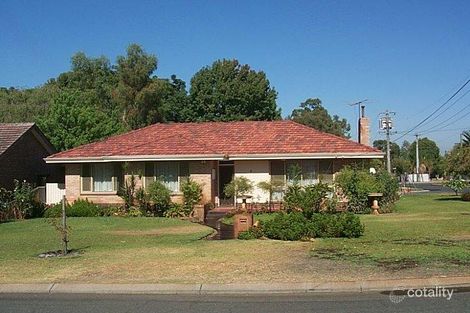 2 Martin Ave, Rivervale, WA 6103