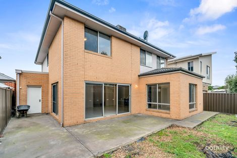 Property photo of 14 Clarendon Avenue Craigieburn VIC 3064