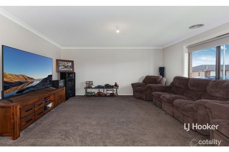 Property photo of 14 Wispering Circuit Kilmore VIC 3764